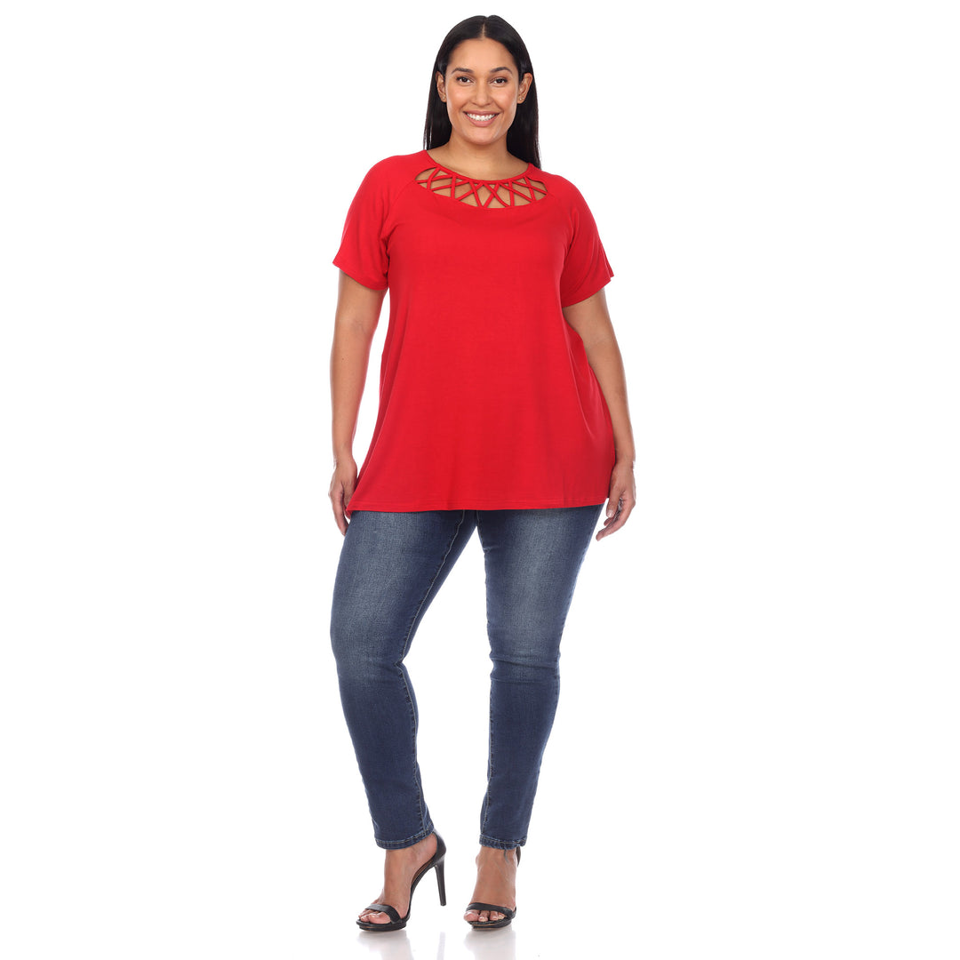Women's Plus Size Crisscross Cutout Short Sleeve Top
