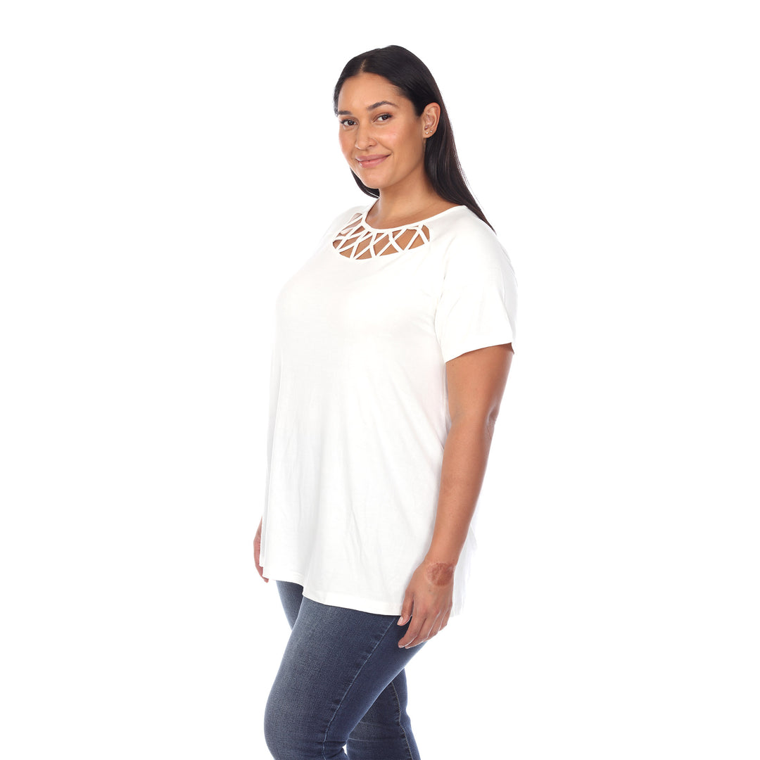 Women's Plus Size Crisscross Cutout Short Sleeve Top