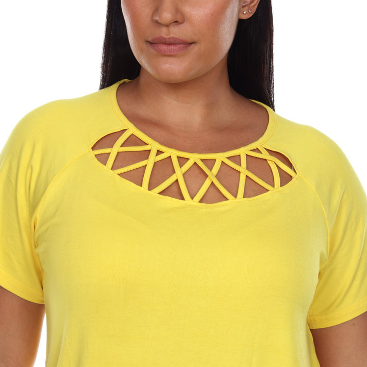 Women's Plus Size Crisscross Cutout Short Sleeve Top