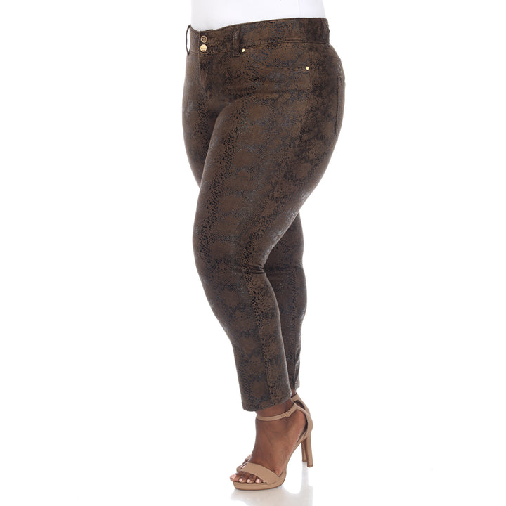 Women's Plus Size Faux Suede Snake Print Pants