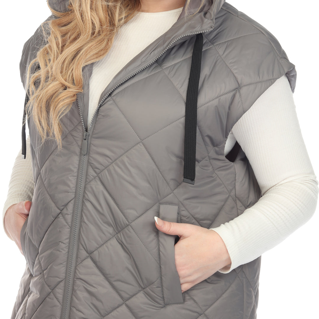 Women's Plus Size Diamond Quilted Hooded Puffer Vest